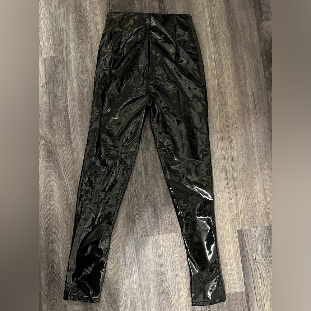 Black Shiny Leggings Size Small